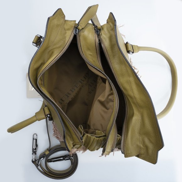 Runway! Burberry Raffia Purse / Bag - Picture 7 of 16